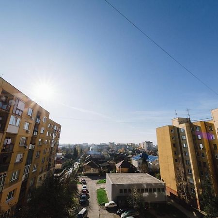 2 Найкраще Розташування В Місті Нова Квартира В Центрі Uschhorod Exterior foto